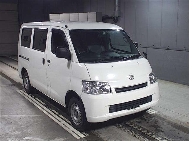 2273 Toyota Lite ace van S412M 2018 г. (JU Gifu)